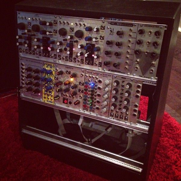 Deadmau5 using Make Noise DPO