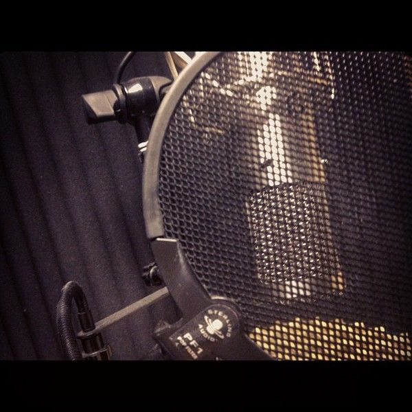 Deorro using Sterling Audio ST69 Multi-pattern Tube Condenser Mic