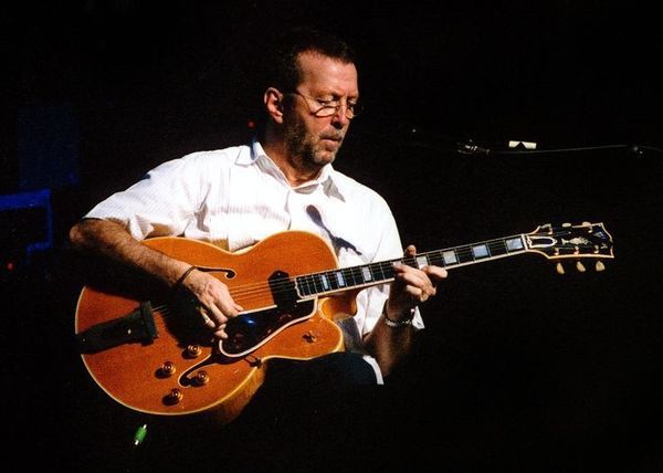 Eric Clapton using 1948 Gibson L-5P