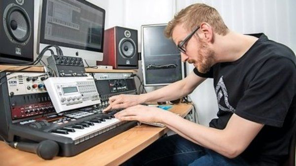Icicle using Access Virus TI Snow Synthesizer