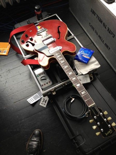 Jack Antonoff using Gibson ES-330