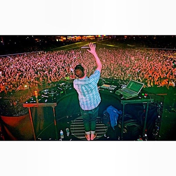 Kaskade using Akai Professional APC40 Ableton Performance Controller
