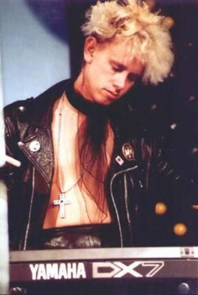 Martin L. Gore using Yamaha DX7