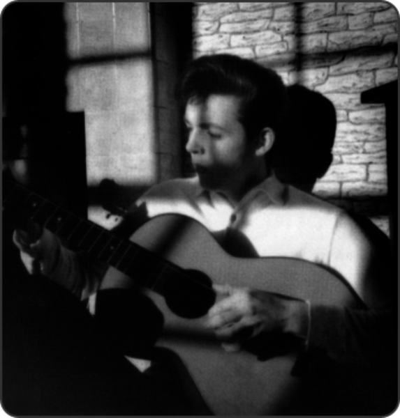 Paul McCartney using Framus 5/1 Parlor Guitar