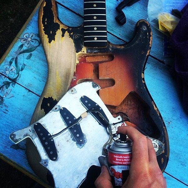 Philip Sayce using Fender Stratocaster (Duplicate)