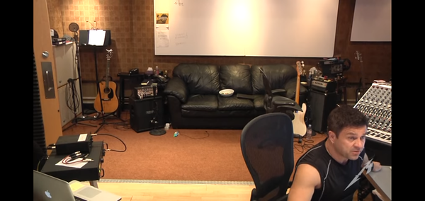 Robert Trujillo using Ampeg Micro-VR Stack