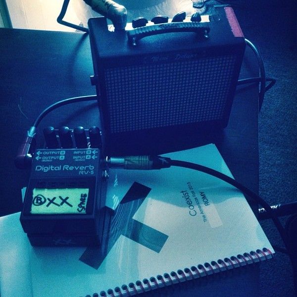 Romy Madley Croft using Boss RV-5 Digital Reverb Effects Pedal