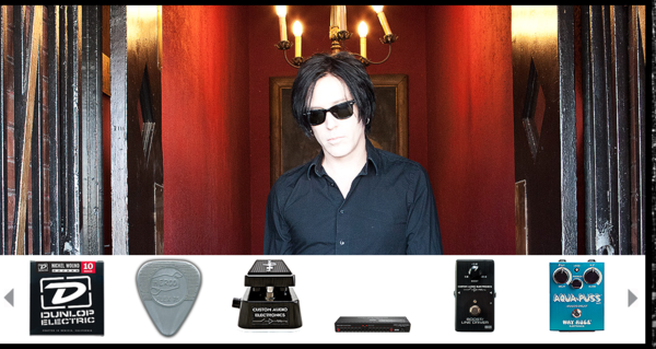 Troy Van Leeuwen using Dunlop Electric Nickel Wound Guitar Strings