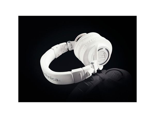 RUNN's Audio-Technica ATH-M50x White | WhatGear™